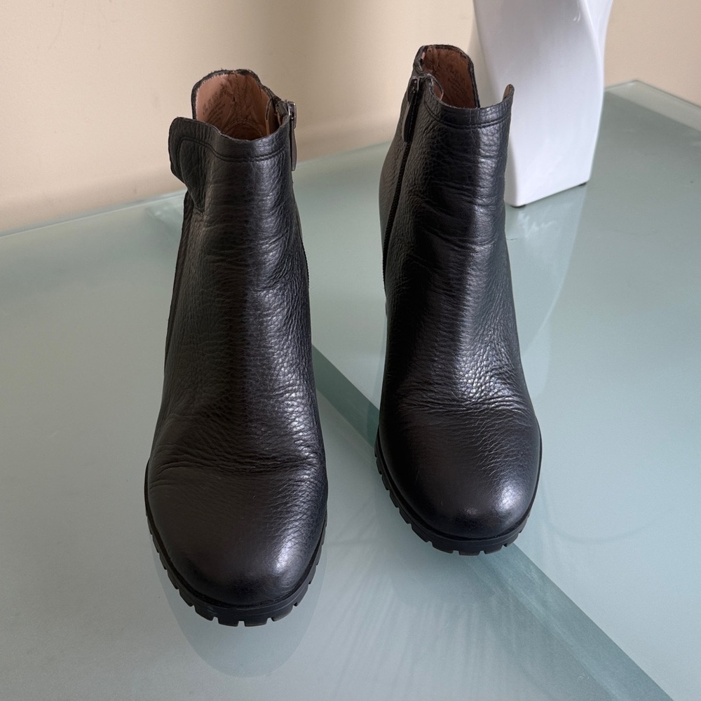 Franco Sarto Black Leather Moto Ankle Boots with Lug Sole Size 8.5 - Picture 2 of 8